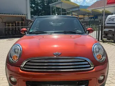 Gebraucht Mini Cooper D Cabriolet 111 PS (81 kW) 2012 Orange Cabrio