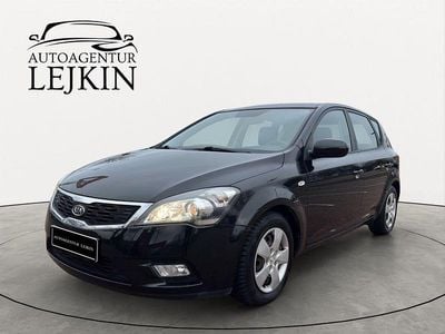Gebraucht Kia Ceed 90 PS (66 kW) 2011 Schwarz Kleinwagen