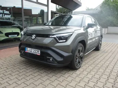 Neu Suzuki e-Vitara Comfort+ 127 kW (174 PS) 2026 Schwarz SUV