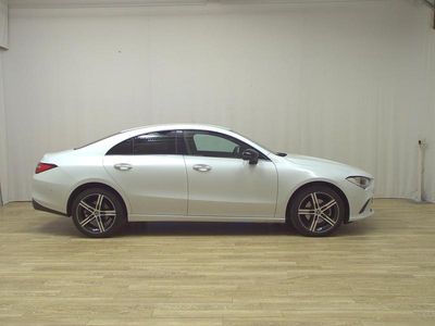 Weiss Gebraucht 2021 Mercedes CLA200 Progressive Limousine | 23.480 € (Fairer Preis)