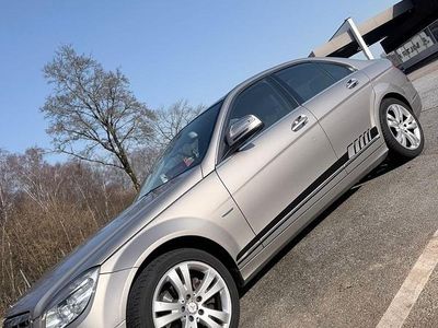 Gebraucht Mercedes C220 170 PS (125 kW) 2007 Grau Limousine