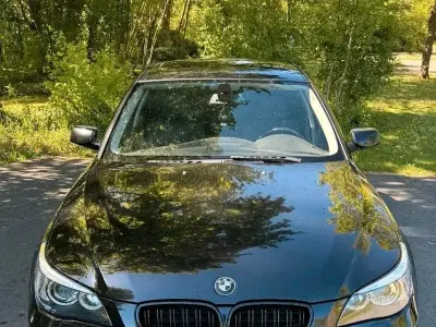 Gebraucht BMW 520 Basis 170 PS (125 kW) 2004 Schwarz Limousine