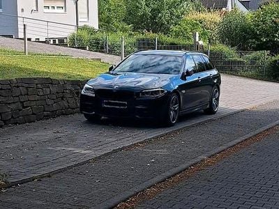 Gebraucht BMW M550 381 PS (280 kW) 2014 Grau Limousine