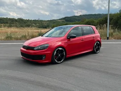 Gebraucht VW Golf VI Edition 235 PS (172 kW) 2012 Rot Kleinwagen