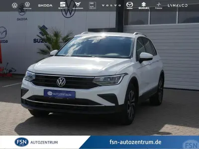Gebraucht VW Tiguan Active 150 PS (110 kW) 2022 Weiß SUV