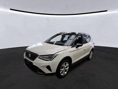 Weiß Gebraucht 2023 Seat Arona FR SUV | 17.650 € (Fairer Preis)
