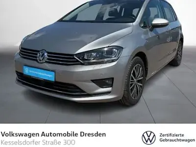 Gebraucht VW Golf Sportsvan Comfortline 110 PS (80 kW) 2016 Silber Van / Kleinbus
