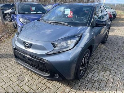 Nuova Toyota Aygo X 72 CV (52 kW) 2026 Grigio SUV