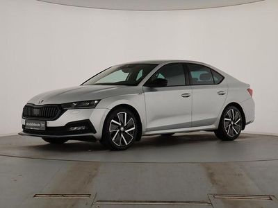 Gebraucht Skoda Octavia SportLine 150 PS (110 kW) 2023 Brilliantsilber metallic Limousine