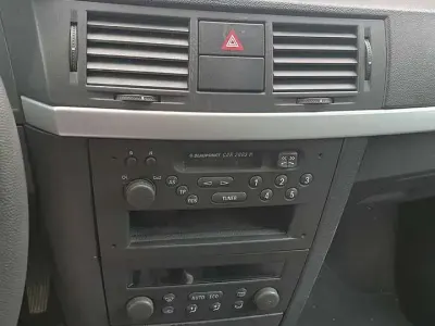 Gebraucht Opel Meriva Cosmo 101 PS (74 kW) 2004 Silber Van / Kleinbus