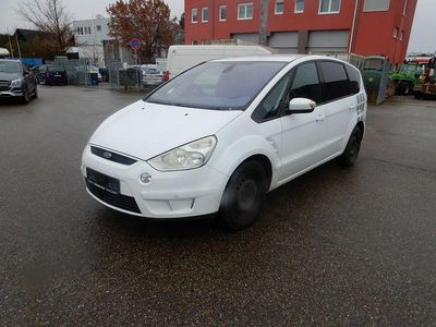 Gebraucht Ford S-MAX Trend 140 PS (102 kW) 2009 Weiß Van / Kleinbus