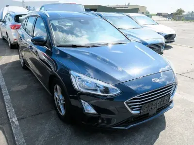 Usata Ford Focus 120 CV (88 kW) 2019 Blu Berlina