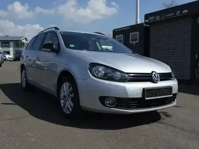 Second-hand VW Golf VII Match 105 CP (77 kW) 2013 Argintiu Break