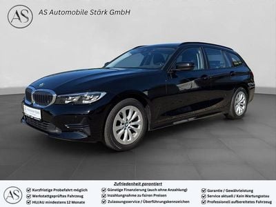 Schwarz Gebraucht 2022 BMW 318 Advantage Kombi | 25.490 € (Fairer Preis)