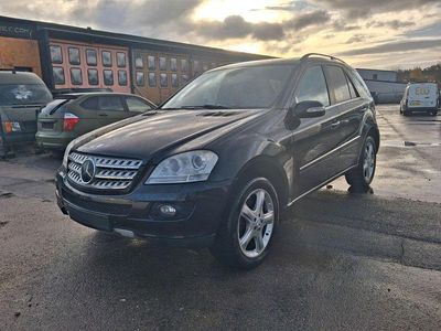 Mercedes ML320