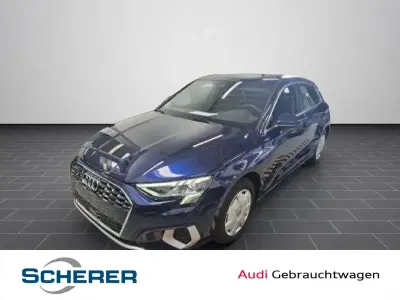 Gebraucht Audi A3 Ambiente 110 PS (80 kW) 2023 Navarrablau metallic (metallic) Limousine