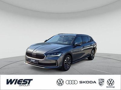 Gebraucht Skoda Superb Selection 204 PS (150 kW) 2025 Graphitegrau metallic Kombi