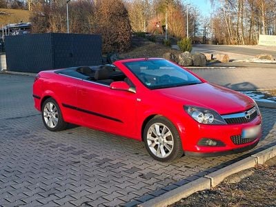 Gebraucht Opel Astra Cabriolet 150 PS (110 kW) 2007 Rot Cabrio