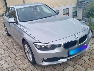 gebraucht BMW 318 d Limousine - neue Allwetterreifen