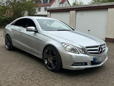Usata Mercedes 200 184 CV (135 kW) 2011 Argento Coupé