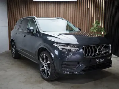 Gebraucht Volvo XC90 Momentum 235 PS (172 kW) 2021 Savile grey / metallic SUV