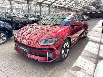 Usado Hyundai Ioniq 6 Techniq 167 kW (228 CV) 2024 Rojo Berlina