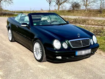 Gebraucht Mercedes CLK230 Elegance 197 PS (144 kW) 2001 Cabrio