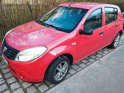 Second-hand Dacia Sandero 75 CP (55 kW) 2009 Roșu Berlinǎ