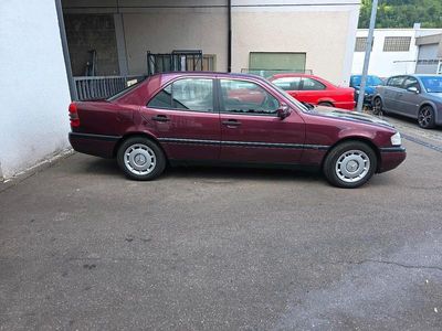 Mercedes C200