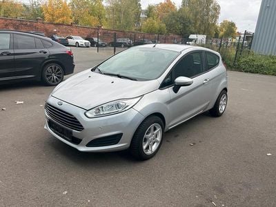 Silber Gebraucht 2017 Ford Fiesta Coupé | 5.000 € (Guter Preis)