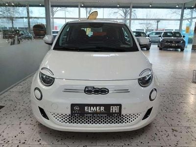 Usata Fiat 500e Basis 86 kW (118 CV) 2023 Bianco Berlina