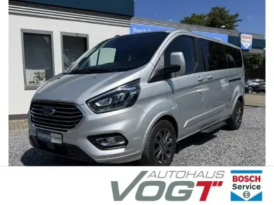 Gebraucht Ford Tourneo Custom Titanium X 185 PS (136 kW) 2021 Silber Van