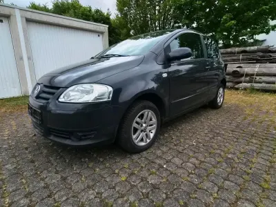 Używany VW Fox 55 KM (40 kW) 2010 Czarny Hatchback