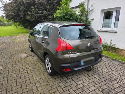 Gebraucht Peugeot 3008 119 PS (87 kW) 2011 Braun Kombi