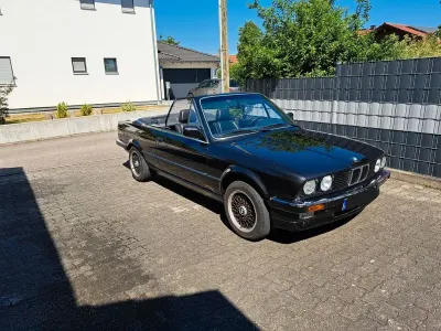 Gebraucht BMW 325 Cabriolet 170 PS (125 kW) 1989 Schwarz Cabrio