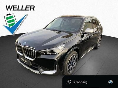 Gebraucht BMW iX1 Luxury Line 225 kW (306 PS) 2023 Black sapphire (schwarz) SUV