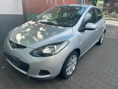 Gebraucht Mazda 2 86 PS (63 kW) 2008 Silber Kleinwagen