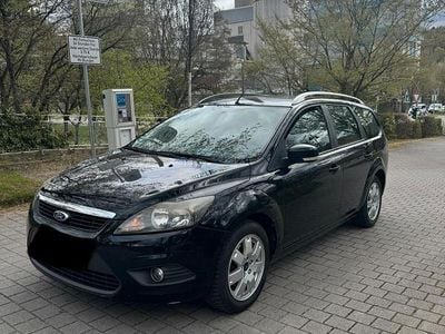 Gebraucht Ford Focus 105 PS (77 kW) 2009 Schwarz Limousine