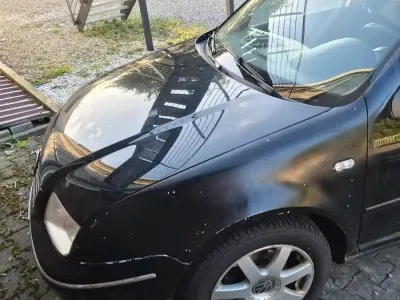 Gebraucht VW Bora 105 PS (77 kW) 2003 Schwarz Kombi