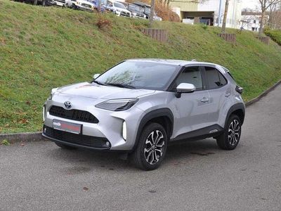 Gebraucht Toyota Yaris Cross Team 116 PS (85 kW) 2023 Silber SUV