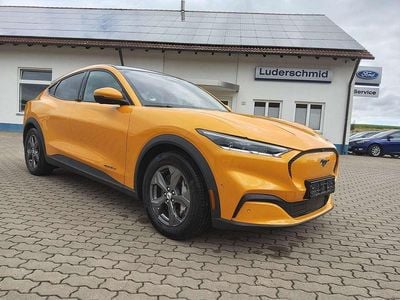 Second-hand Ford Mustang Mach-E Basis 197 kW (269 CP) 2023 Portocaliu SUV
