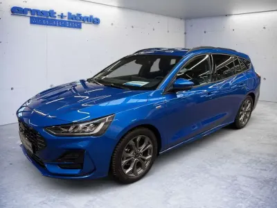 Gebraucht Ford Focus ST-Line X 155 PS (114 kW) 2025 Desert island blue metallic Kombi