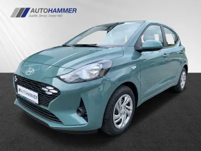 Gebraucht Hyundai i10 Select 63 PS (46 kW) 2025 Grün Kleinwagen