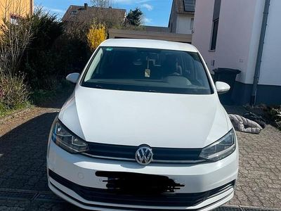 Gebraucht VW Touran 110 PS (80 kW) 2015 Weiß Van / Kleinbus