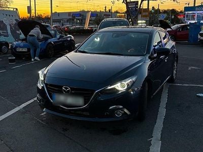 Second-hand Mazda 3 150 CP (110 kW) 2015 Albastru Berlinǎ