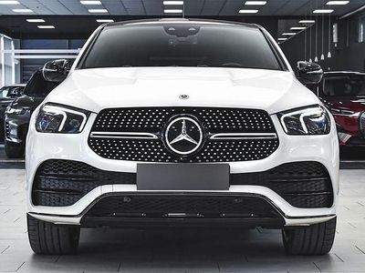 Weiß Gebraucht 2020 Mercedes GLE350 AMG line Coupé | 71.950 €