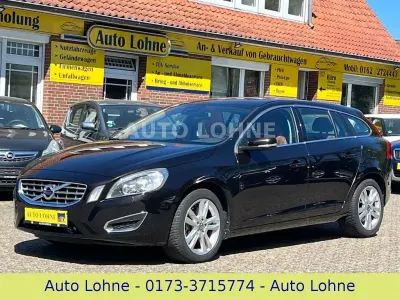 Gebraucht Volvo V60 Summum 215 PS (158 kW) 2012 Schwarz Kombi