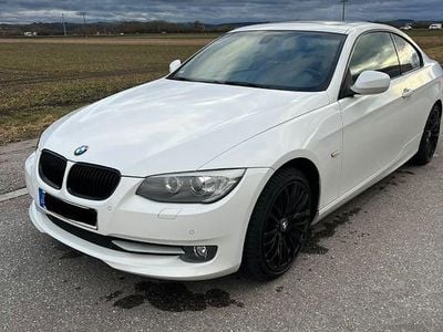Gebraucht BMW 320 184 PS (135 kW) 2013 Weiß Coupé