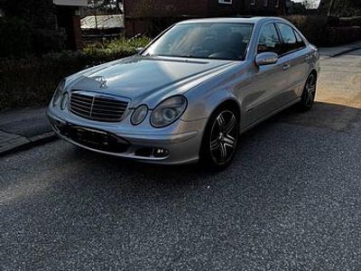 Mercedes E220