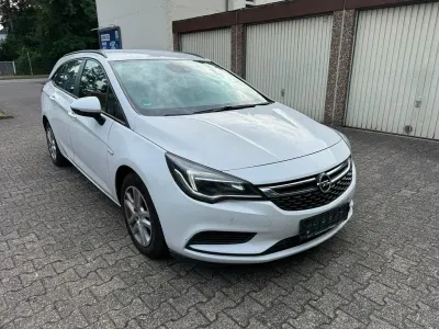 Gebraucht Opel Astra Active 136 PS (100 kW) 2018 Weiß Kombi